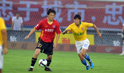 维斯塔潘：别太失望，我们以精彩的表现结束了赛季（维斯塔潘：别气馁，我们用精彩发挥收官赛季）