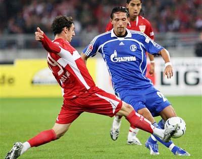 徐正源：韦世豪只归队练了一天；罗慕洛受伤可能因天气冷（徐正源称韦世豪仅归队合练1天，罗慕洛受伤或与低温有关）