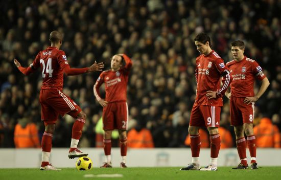 英媒：一名苏格兰球员膝盖受伤等待救护车近10小时，政府道歉（英媒：苏格兰一球员膝伤等待救护车近10小时，政府致歉）