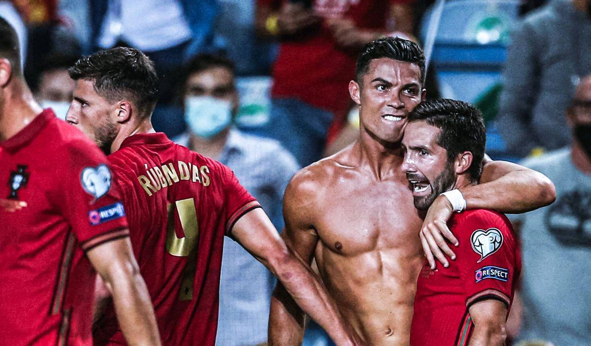 张镇麟：新赛季加盟上海从点滴做起，希望和弗格为球队做贡献（张镇麟：新赛季加盟上海，脚踏实地起步，盼与弗格携手助力球队）