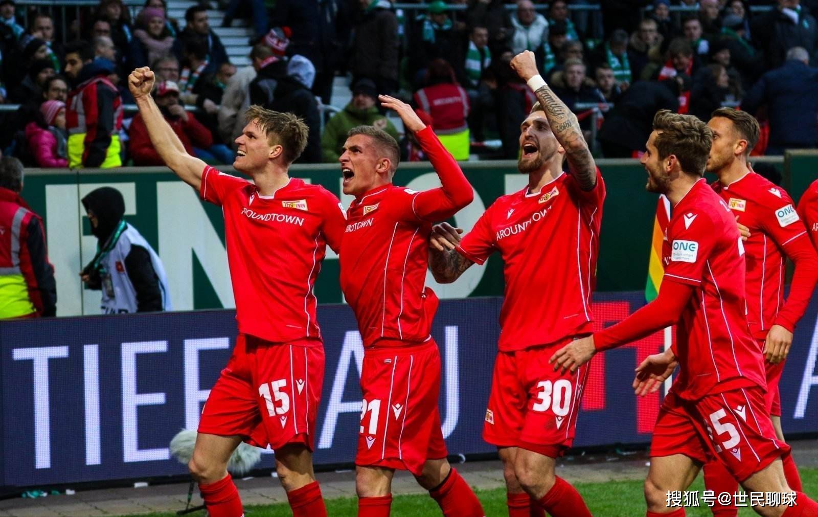 赛场急救法鹰球员，汉堡中卫武什科维奇获德甲12月公平竞赛奖（因赛场急救法鹰球员，汉堡中卫武什科维奇当选德甲12月公平竞赛奖）