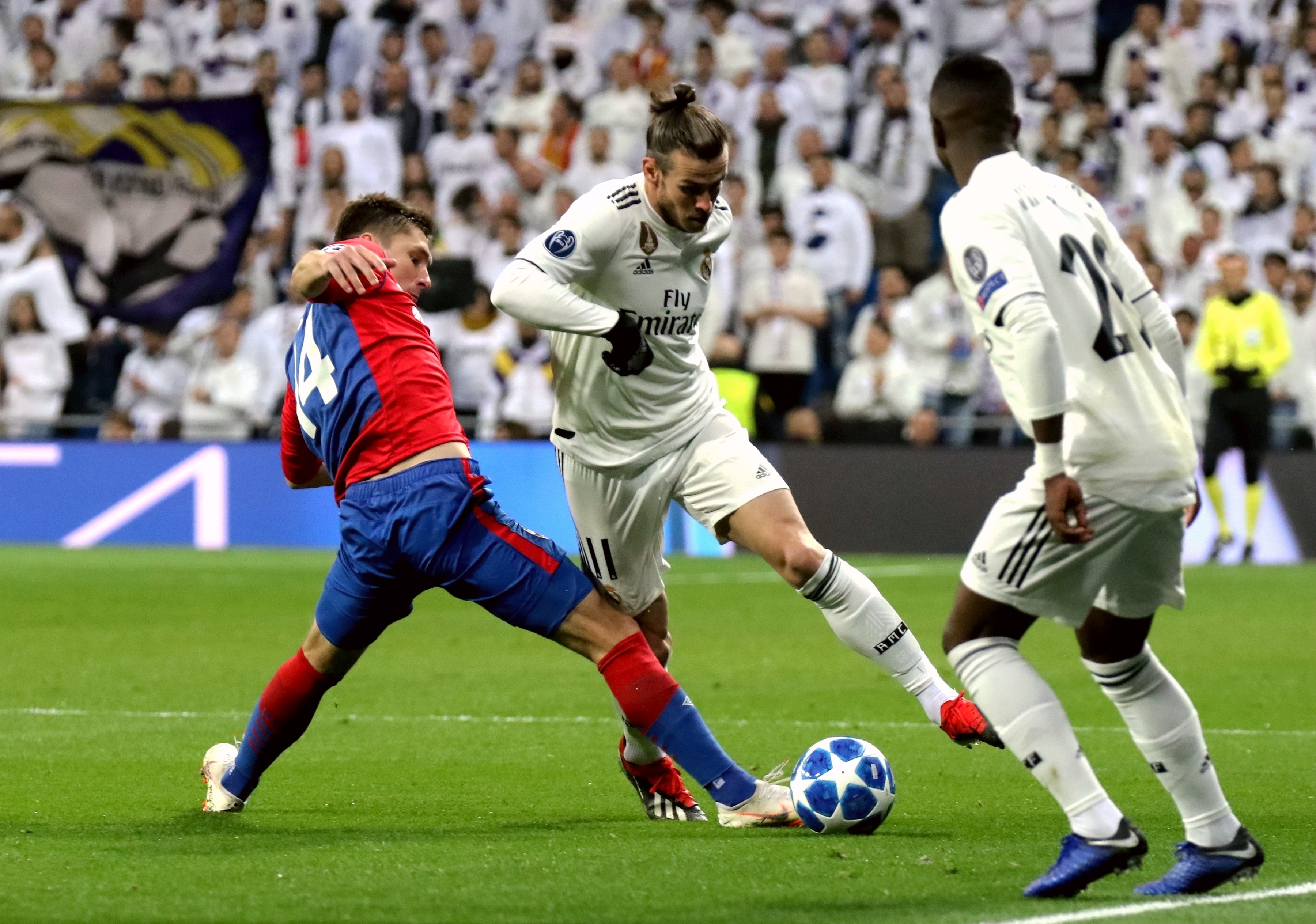 本季欧冠场均创造机会榜：姆巴佩4次，福登3.5次&维尔茨3.4次（欧冠本赛季场均创造机会榜：姆巴佩4.0，福登3.5，维尔茨3.4）