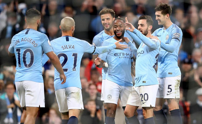 篮球勇士老将续约一年，球迷大呼：值得（勇士与老将再续一年，球迷直呼太值了）