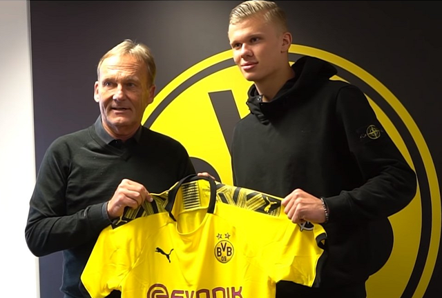 替补奇兵 欧冠阿森纳3-1拜仁(1st) Arsenal 3-1 Bayern（替补发威！欧冠阿森纳3-1力克拜仁）