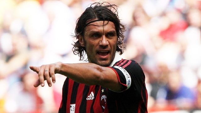 马卡：拉菲尼亚缺阵导致巴萨成绩下滑，他对球队至关重要（马卡报：拉菲尼亚缺席致巴萨战绩受挫，他是球队关键一环）