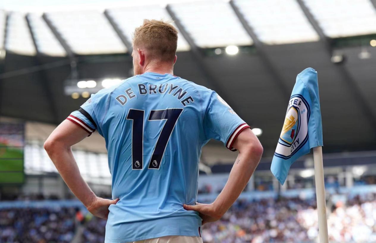 记者：结束全运征程后，刘诚宇和杨皓宇马不停蹄参加熊猫杯（记者：刘诚宇、杨皓宇全运会收官后火速征战熊猫杯）