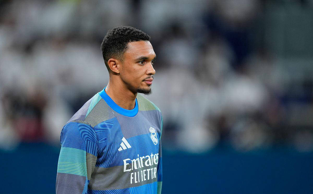 挪威上次参加世界杯还是1998年，当时哈兰德尚未出生（挪威上次亮相世界杯已是1998年，彼时哈兰德尚未出生）