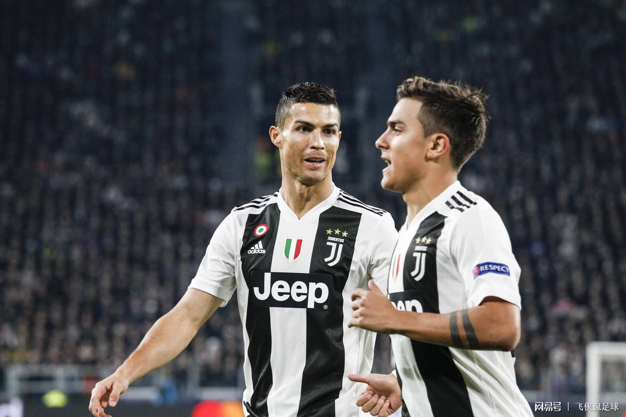 健康的蓝军队长 边后卫改踢后腰那就是真强 身价暴涨1500万欧（满血归来的蓝军队长转型后腰实力尽显，身价飙升1500万欧）